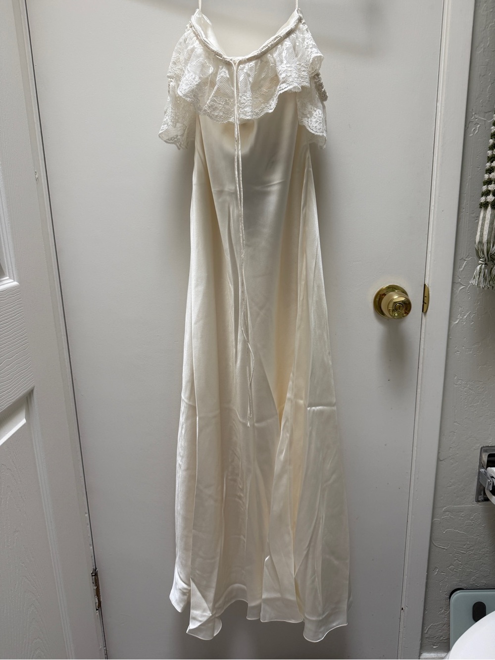 Mirror Palais Sonata Lady Length Dress in Crème - XS NWT - Picture 9 of 10